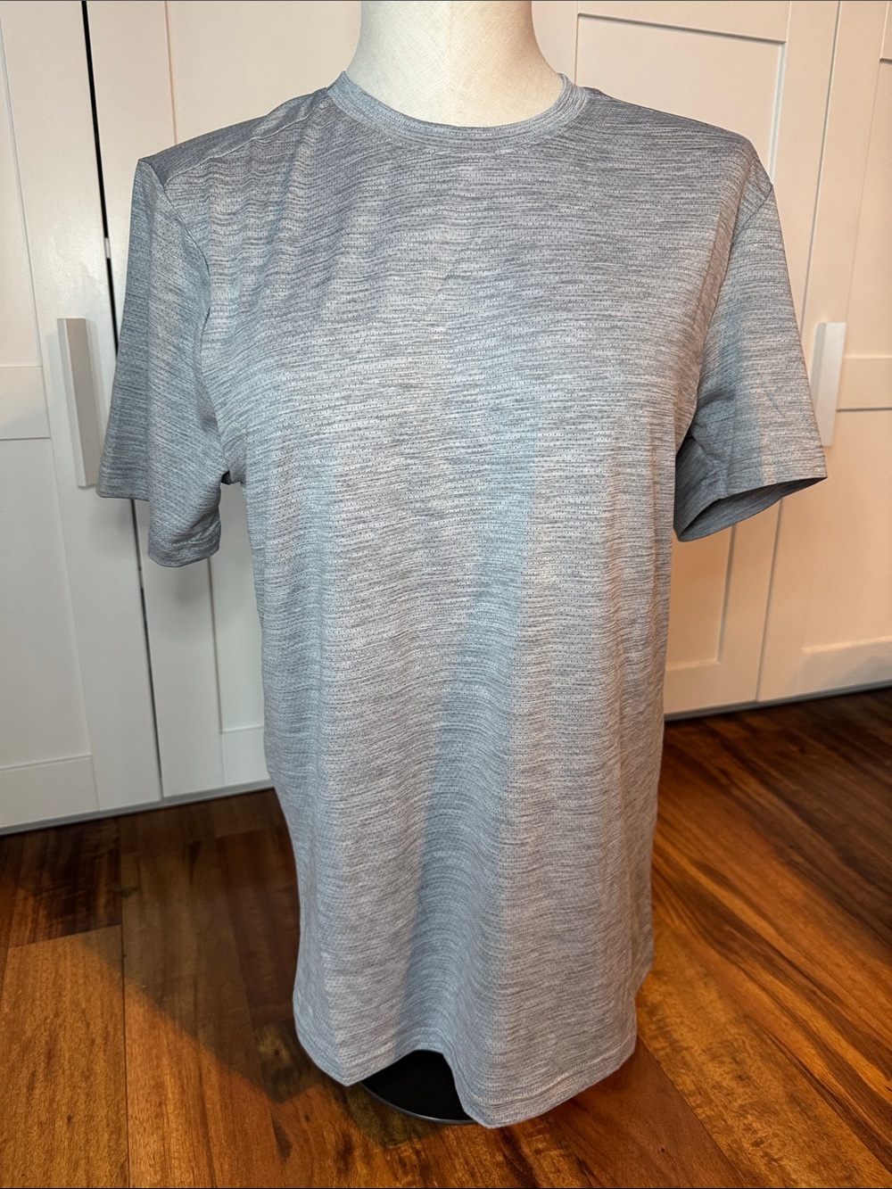 Spyder active Men's Short Sleeve Crew Tee in Heather Gray
